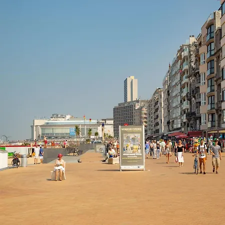 דירה In Near The *