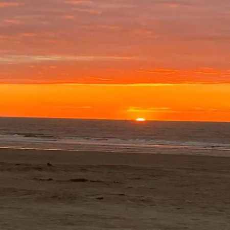 In Near The Apartment *